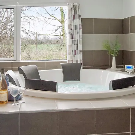 18 Person In Hasselberg *